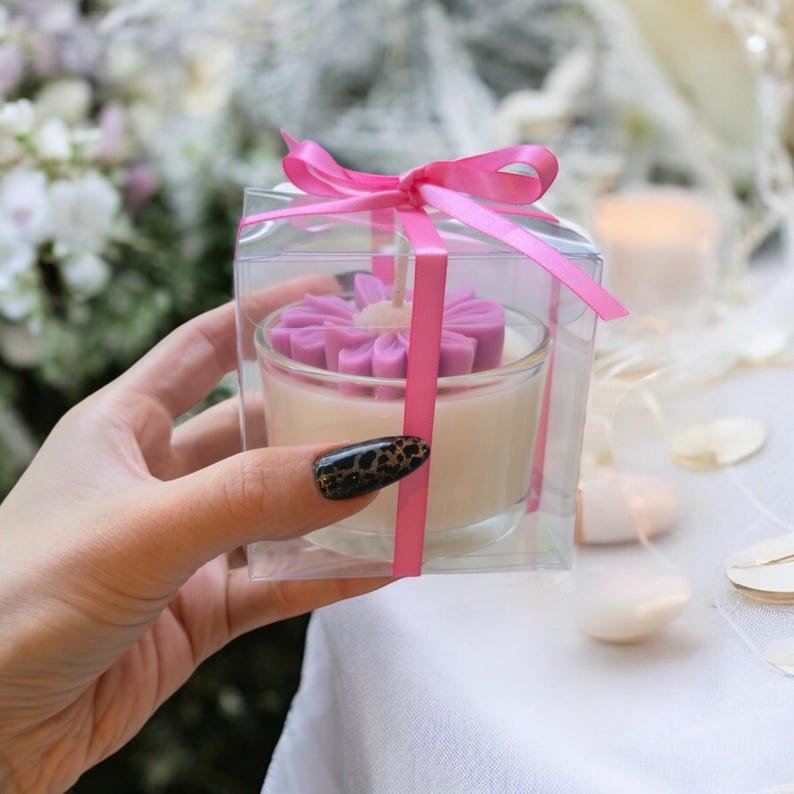 Daisy Candle | Handmade Soy Candle | Custom Party Favors, Bridal Shower Gifts, Baby Shower Candles, Bridesmaid Gift, Thank You Candle - 图片 9