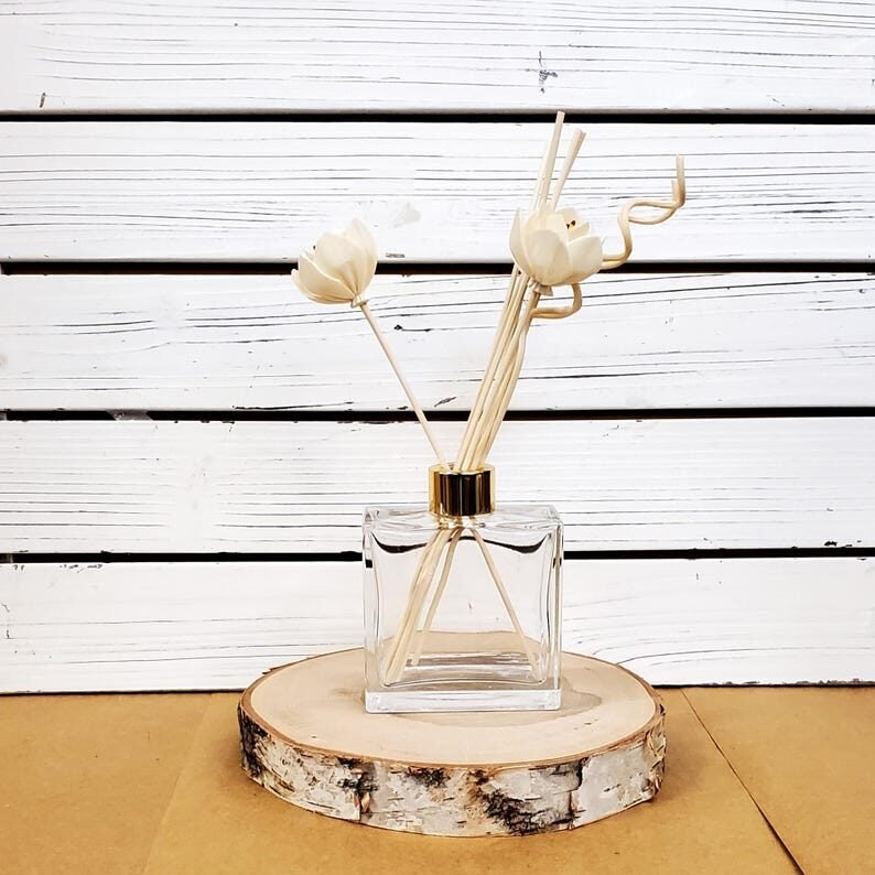 REED DIFFUSER With FLOWERS