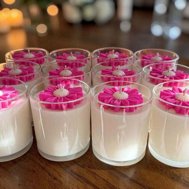 Daisy Candle | Handmade Soy Candle | Custom Party Favors, Bridal Shower Gifts, Baby Shower Candles, Bridesmaid Gift, Thank You Candle - 图片 3